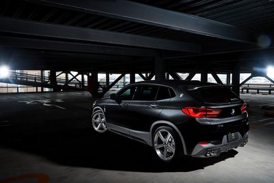 【天翊國際】BMW X2 3D款 抽真空碳纖維 後下巴