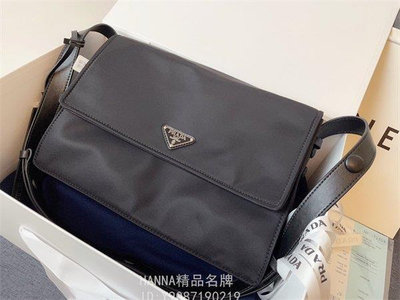 PRADA padded Nylon 1BD255 中款 加厚黑色經典尼龍 斜背包 郵差包正品