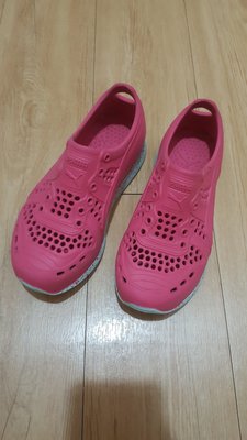 PUMA 專櫃 輕量洞洞防水鞋雨鞋 23~23.5cm 輕量 休閒 不咬腳