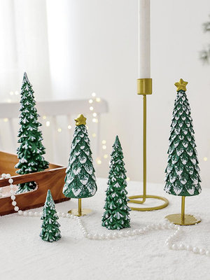 諾琪 北歐樹脂迷你圣誕樹擺件小型桌面柜台裝飾布置圣誕節裝飾品-奇點家居