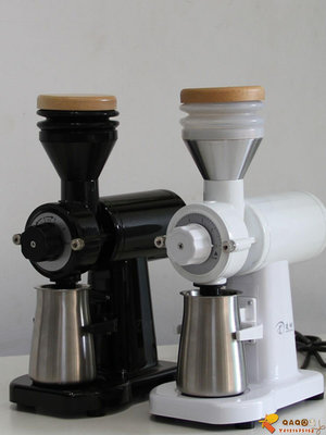 凌動磨豆機小鋼炮鬼齒意式平刀圓刃直出研磨電動單品手沖咖啡家用.