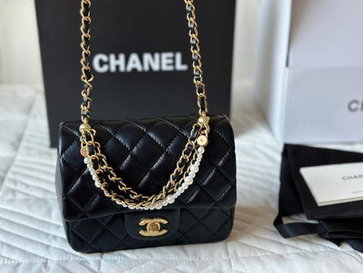 【二手包包】全套包裝 Chanel 24 珍珠方胖子又是一只一眼愛上的可愛包包Chanel 24這一季深挖 NO115253