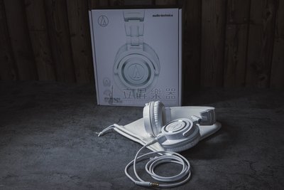 【立昇樂器】鐵三角 audio-technica ATH-M50x WH 專業監聽耳罩式耳機 (白色)