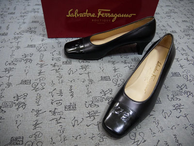 義大利製 Salvatore Ferragamo 真皮粗跟鞋 USA 5.5 C EUR 35 JPN 22.5 CM