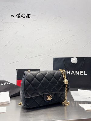【二手包包】Chanel方胖子愛心金球款時髦精必備款 超級精致Size:大號24cm NO.59713