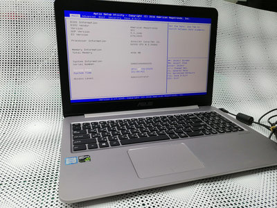(故障零件機) ASUS UX510U i5-6200U GTX950 15.6吋 筆電