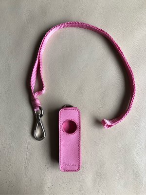 [熊熊之家3]保證正品 Prada 粉紅色 iPod Shuffle 保護套 脖掛