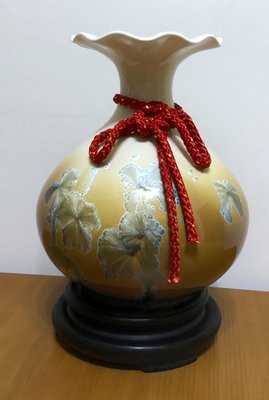結晶釉 瓷器 荷葉邊花瓶 居家.辦公室或店面擺飾皆宜