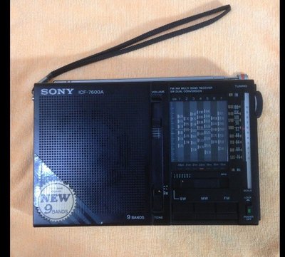 珍藏精品  Sony ICF-7600A     9波段 收音機    日本製 經典銘機