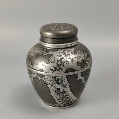 。錫半造日本純錫茶筒茶葉罐。輕微使用，不帶箱，品