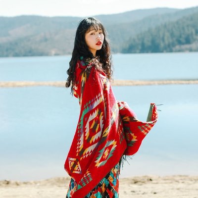 青海湖夏披肩女旅游沙漠連帽斗篷民族風西藏紅色空調房大西北圍巾