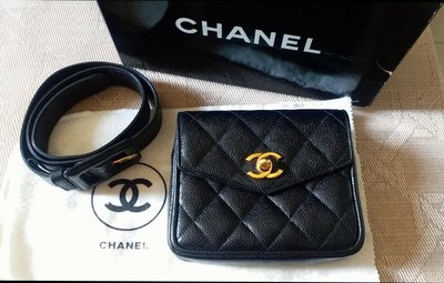 Chanel vintage 黑色魚子醬腰包