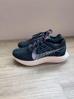 全新 NIKE 女款 運動鞋 慢跑鞋 ZOOMX 鞋號US 6.5