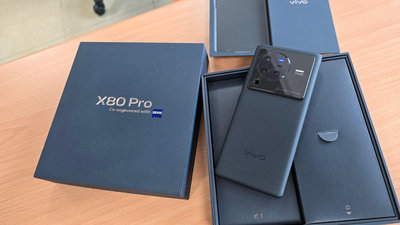 Vivo X80 pro 國際版手機 9成新 升級讓出 貼膜關係撕掉後非常新