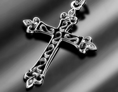 【創銀坊】聖歌德 十字架 925純銀 墜子 上帝 搖滾 基督教 天主教 哈雷 耶穌 聖母 克羅心 項鍊 (P-7603)