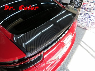 Dr. Color 玩色專業汽車包膜 Porsche Panamera 4 亮面carbon_尾翼 / 油箱蓋