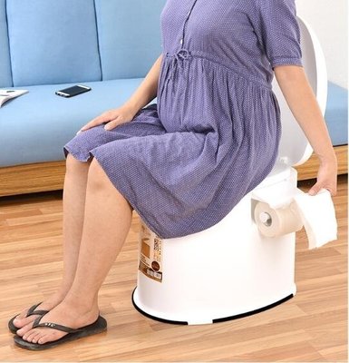 老人坐便器孕婦行動馬桶老年人坐便椅成人便攜家用塑膠座便器防臭XDY超夯 正品 活動 優惠