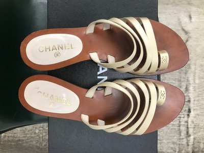 Chanel 香檳金緞面拖鞋 39號
