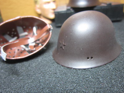 WJ1二戰部門 MOE日軍1/6關東軍金屬製舊化鋼盔一頂(皮內襯有損) mini模型