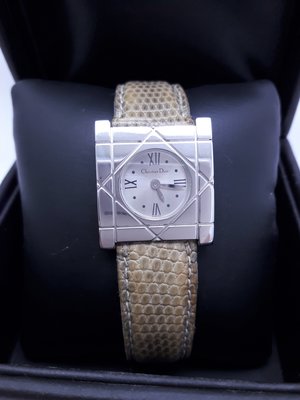 【Jessica潔西卡小舖】Christian Dior 克里斯汀·迪奧 CD 方形皮帶石英錶