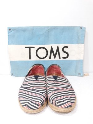 二手Toms女鞋24號，售399元。