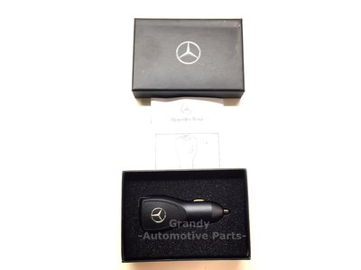 Mercedes Benz 原廠 賓士 USB 充電器 車充 ( 雙 ) For W213 C238 W222 全車系
