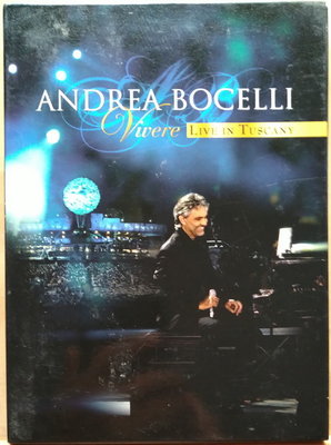 《絕版專賣》Andrea Bocelli 安德烈波伽利 / Vivere 生命奇蹟 托斯坎尼演唱會 (DVD+CD)