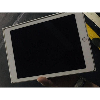 iPad 5 32g蘋果台灣公司貨銀色 9成新