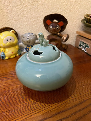 日本回流，中古瓷器，深川製瓷，深川制，青瓷香爐，小獅子，非常