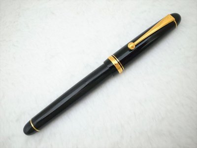 B622 經典的 百樂 日本製 custom 黑桿 74 14k 太字尖鋼筆(7.5成新)
