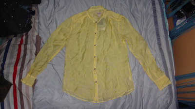 ~保證真品全新的 Juicy Couture 黃色條紋蠶絲款長袖襯衫一件XS號~便宜起標底價標多少賣多少