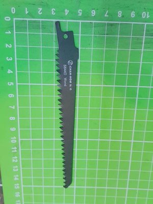 單賣 軍刀鋸片(水平鋸片)(馬刀鋸片) 全長大約 15公分 --鋸木工木頭木板專用   x 1
