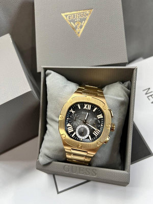 GUESS Headline 方型漸變黑色錶盤 金色不鏽鋼錶帶 石英 男士手錶 GW0572G2
