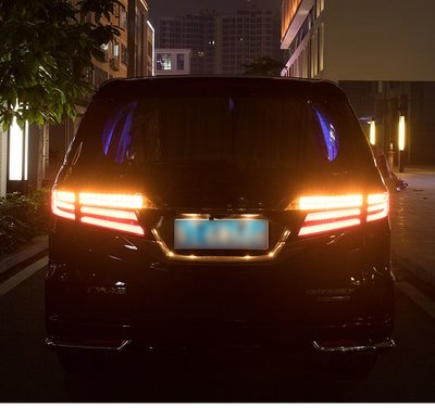 炬霸科技 車燈 本田 Honda Odyssey LED 尾燈 後燈 奧德賽 導光 跑馬 方向燈 15-20年 燻黑