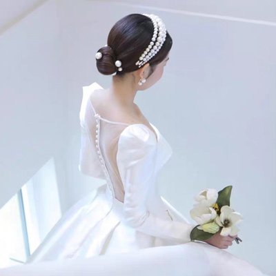 快速到貨 韓式緞面輕婚紗新款新娘簡約復古赫本風結婚禮服長袖遮粗手臂
