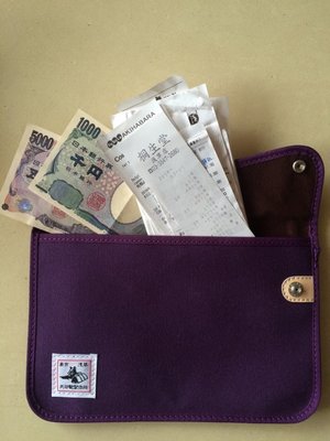 犬印鞄,ipad包,紫色款,放日幣或收據,非常好用～