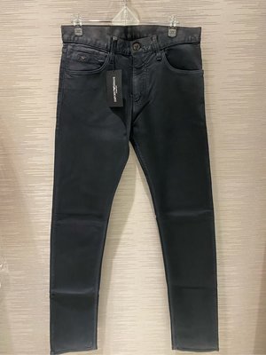 【EZ兔購】~正品 Armani jeans aj 仿舊復古鐵牌牛仔褲29腰