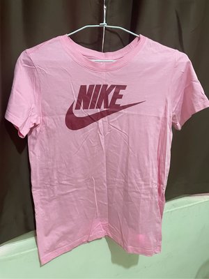 Nike粉色短T恤-大童或S號