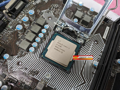 頂級 四核心 Intel i7-6700 CPU 1151腳位 時脈速度3.4GHz 快取8M 含原廠風扇 正式版 內顯
