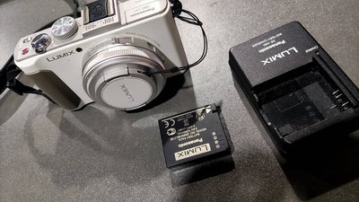 愛寶買賣 二手 保固七日 PANASONIC LX7 數位相機 取代W810 LX5 W710 IXUS 185