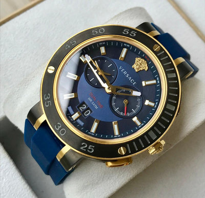 VERSACE V-Extreme Pro 藍色面錶盤 藍色矽膠錶帶 石英 男士手錶 VCN010017