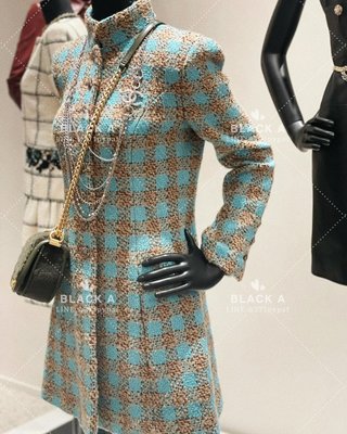【BLACK A】Chanel 22K 秋冬新品 藍棕格子格紋編織毛呢長版外套  價格私訊