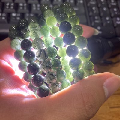 綠髮晶手珠、超滿絲、事業石、磁場超強、陽起石增加陽氣、水晶界的威0鋼、旺夫石