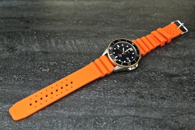 20mm超值高質感橘色蛇腹式矽膠錶帶替代原廠搶錢貴貨citizen,seiko潛水錶帶