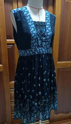 美國名牌Anna Sui安娜蘇絲質黑底花卉洋裝