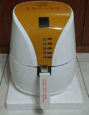 Fujitek 富士電通 FT-001 白色款 新一代智慧型溫控氣炸鍋