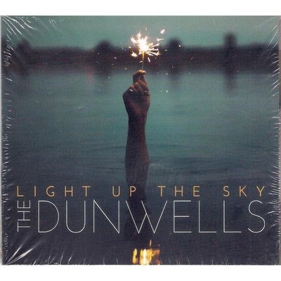 【全新未拆，殼損】The Dunwells 唐威爾斯樂團：Light Up The Sky 點亮天空《歐版》