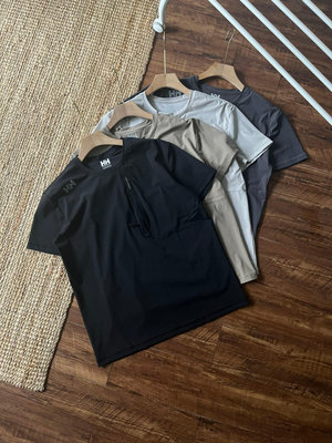 2024夏季男士立體版型防曬吸濕速幹涼感基礎短袖T恤 素色 簡約風 透氣運動上衣 素面T 短袖打底衫