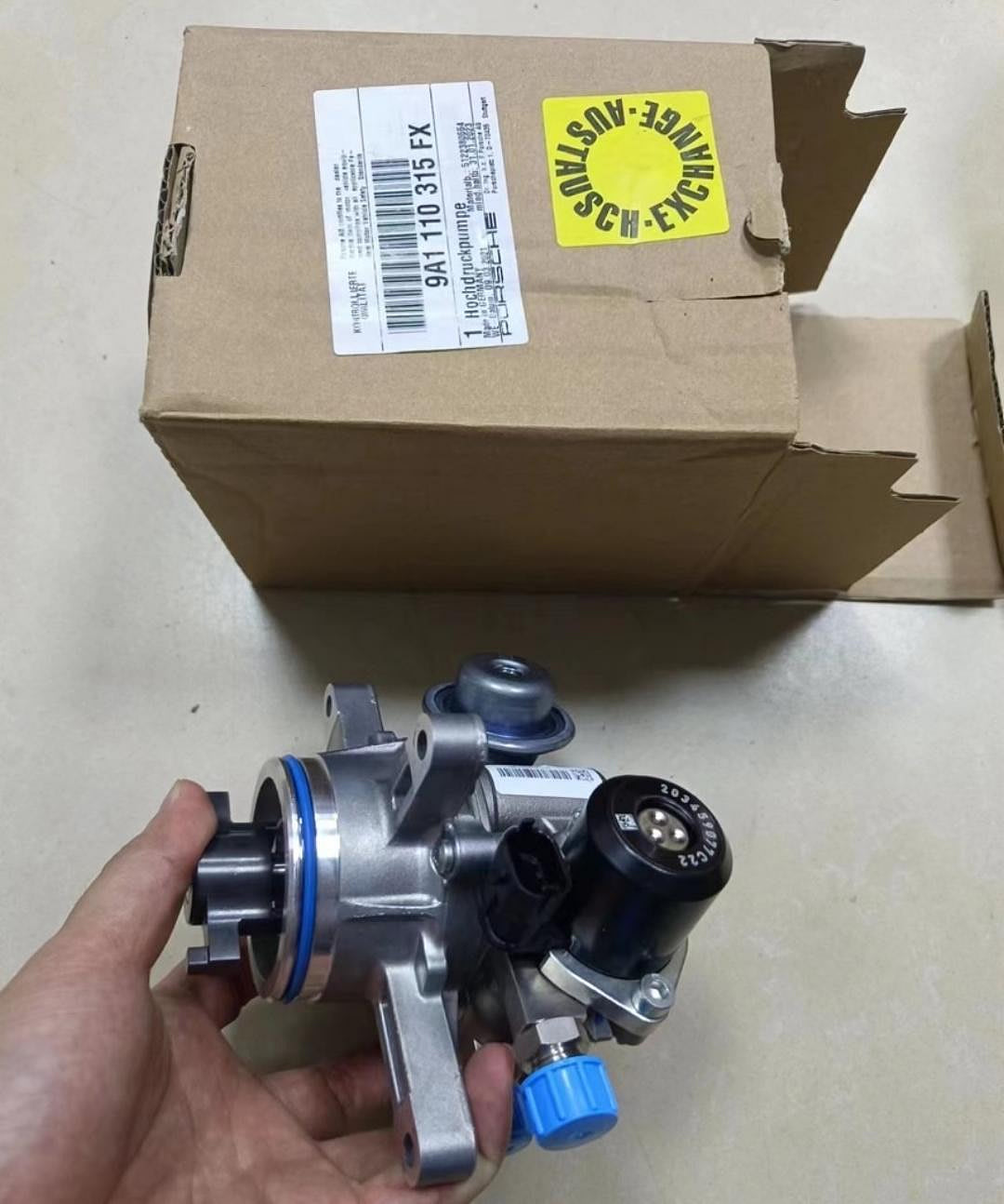 Porsche parts 2012年～2016年Carrera C4s Boxter Cayman 燃油高壓幫