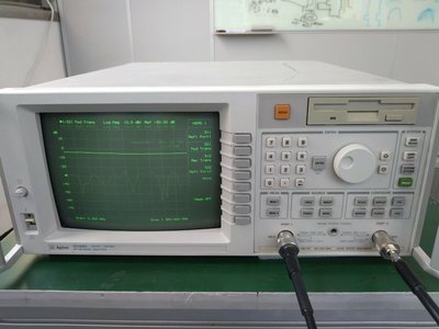 Agilent 8712ES 300 kHz-1300 MHZ RF Network Analyzer